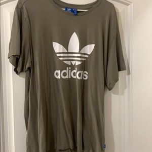 Adidas olive boyfriend tee
